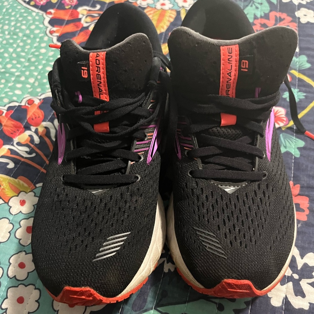 Brooks Adrenaline 19 size 10.5